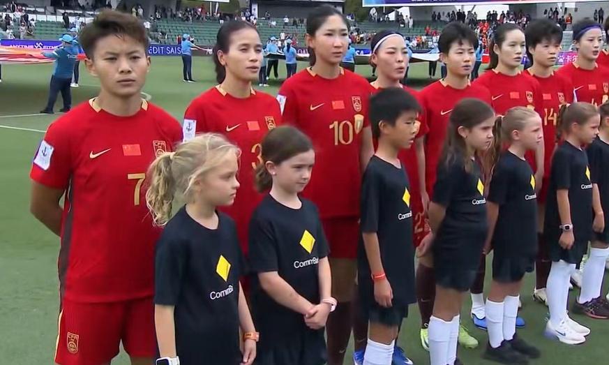 乐鱼体育app下载-中国女足的姑娘们,更衣室里的秘密:米利西奇赛前说了什么?